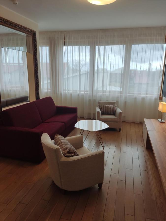 Hotel Madl Velké Bílovice Buitenkant foto