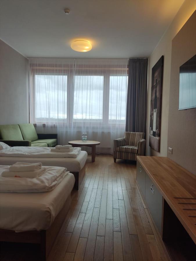 Hotel Madl Velké Bílovice Buitenkant foto