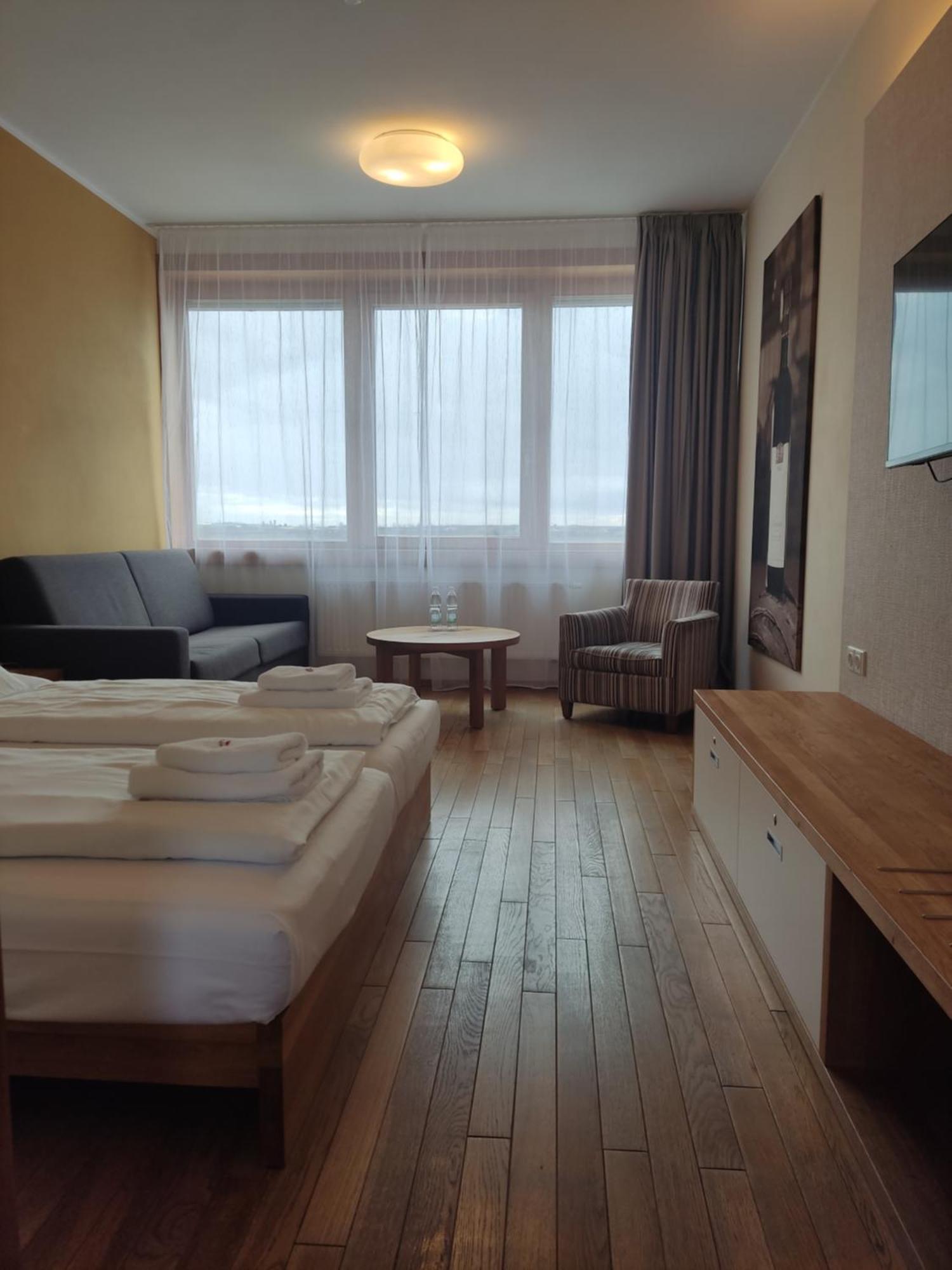 Hotel Madl Velké Bílovice Buitenkant foto